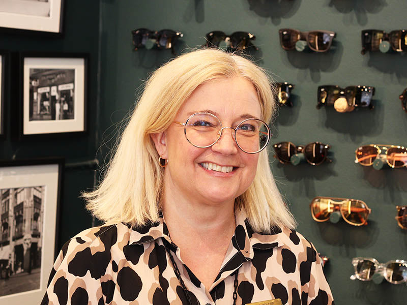 Aime i nya Chloé med snyggt färgade fotokromatiska glas som mörknar i solen