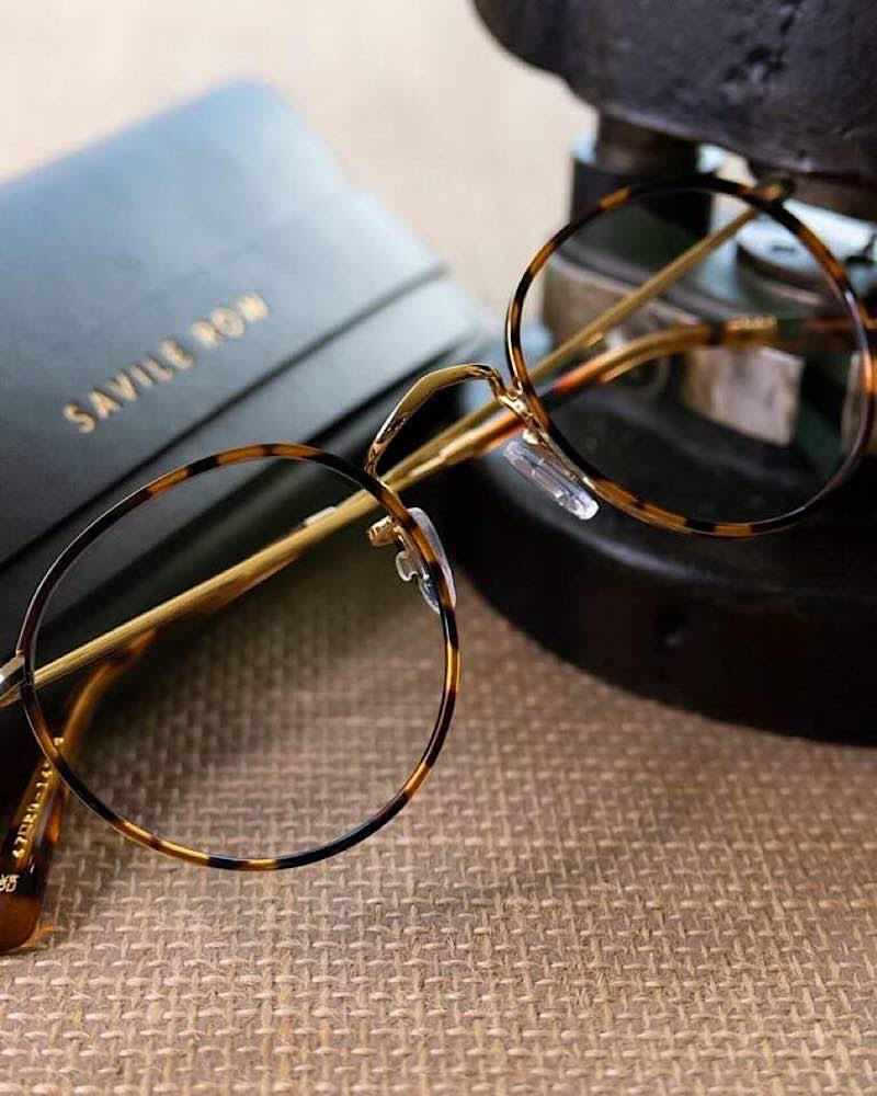 Världspremiär! Savile Row handgjorda bågar